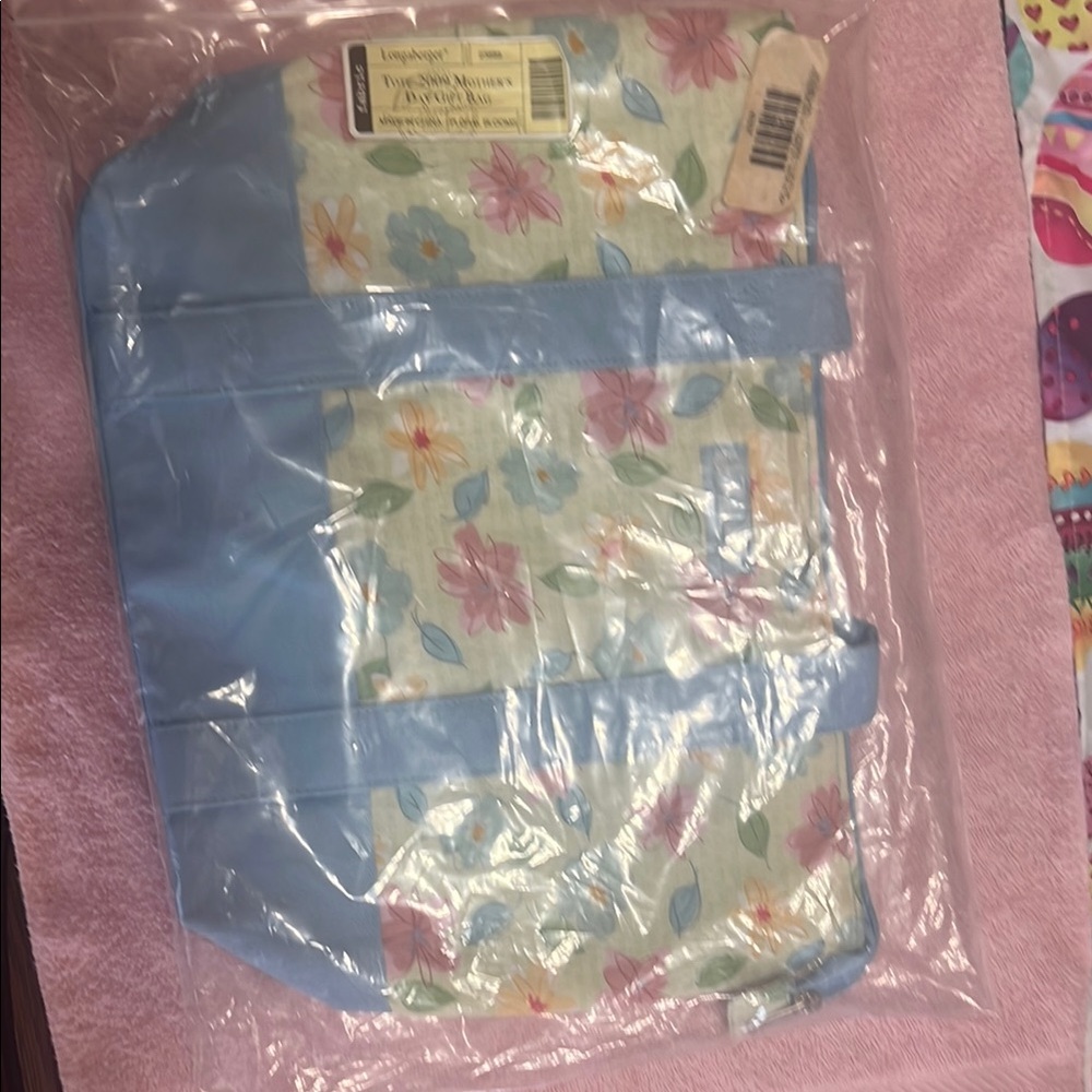 2009 Longaberger Mothers Day Floral Gift Bag with Blue Accents
